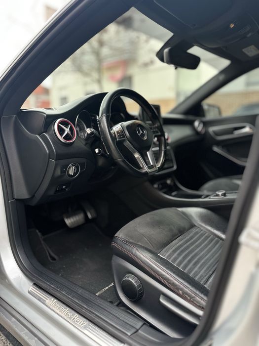 Mercedes CLA 200 AMG