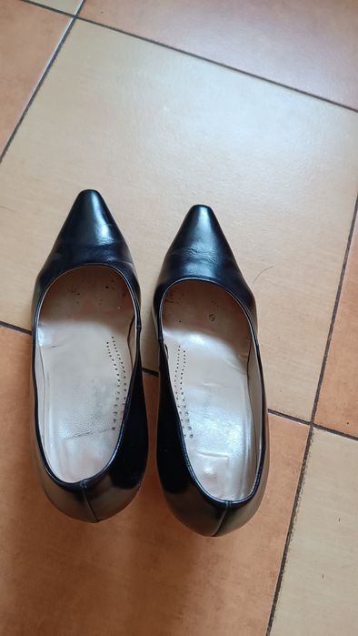 Buty, czółenka r. 38