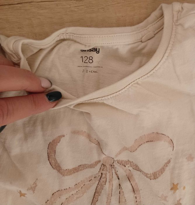 T-shirt z nadrukiem baletek Sinsay