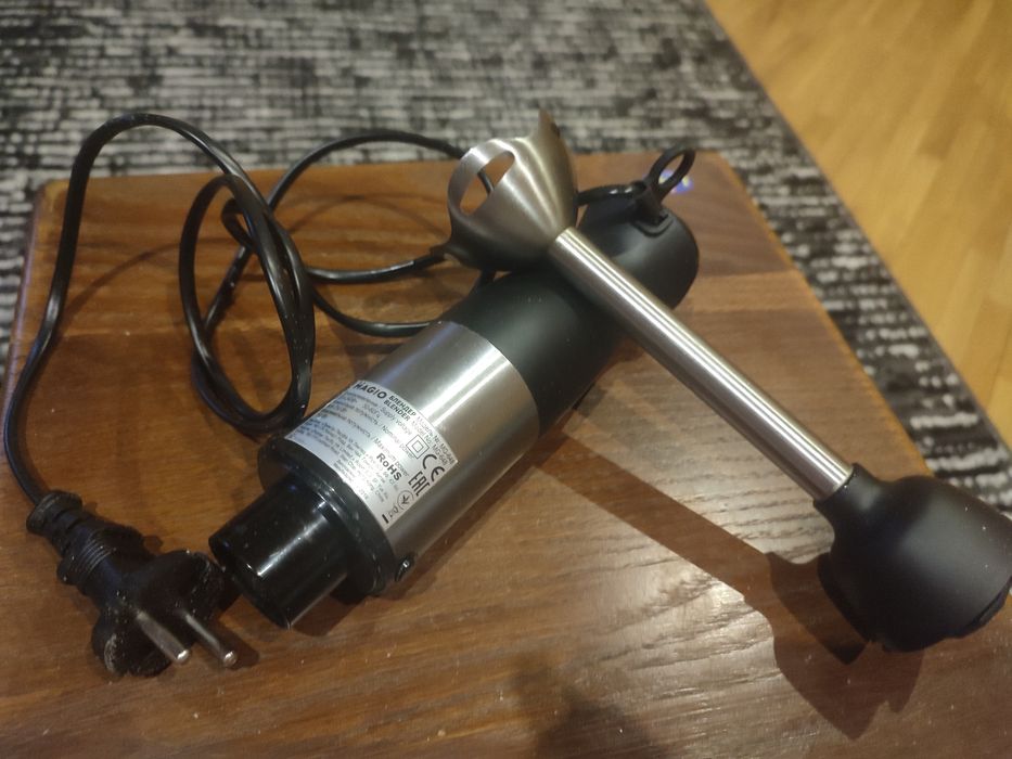Блендер  Маgio 750w читайте