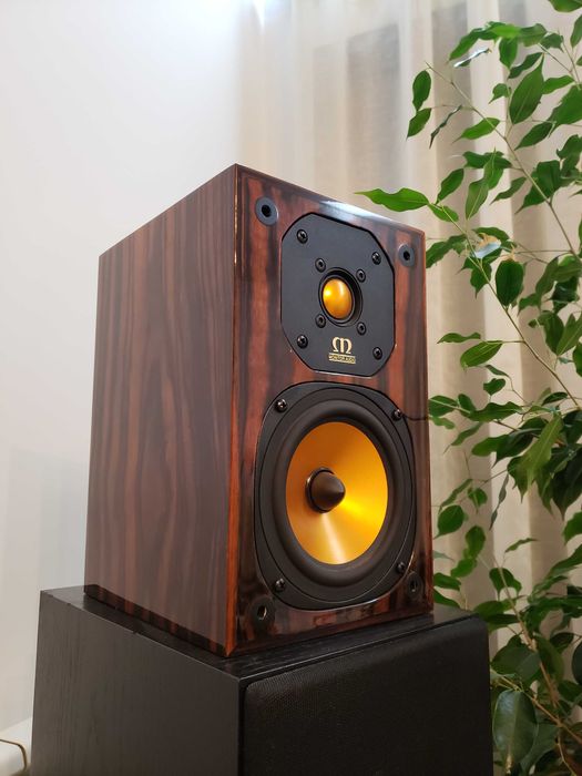 Colunas monitor audio Studio 2