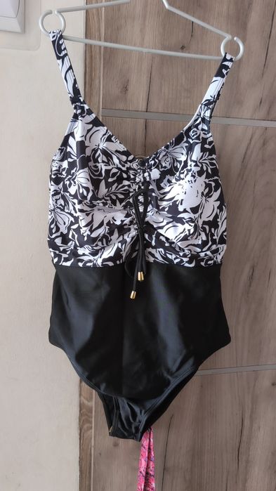 Nowy strój kąpielowy damski M