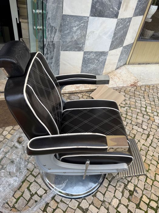 Cadeira para barbeiro ou cabeleireiro