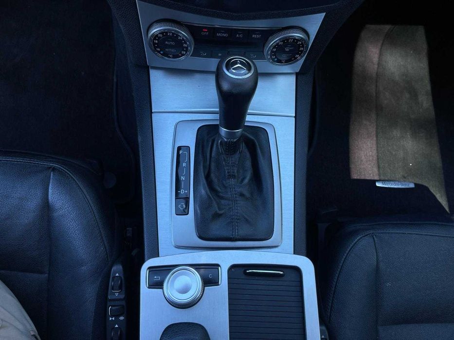 Mercedes Benz C320cdi - Nacional - 225 Cvs