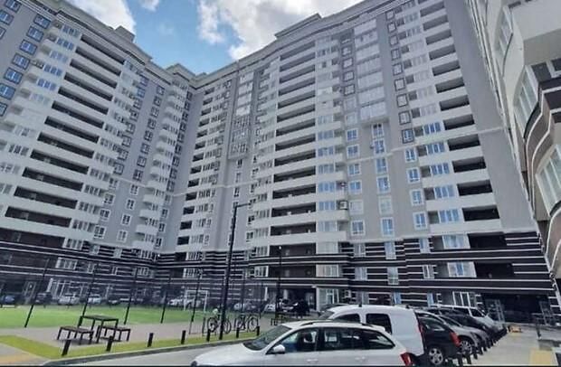 Продам чудову 2-кімнатну квартиру в новобудові «Над Бугом».