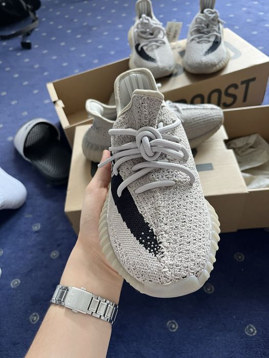 Yeezy 350 slate 38