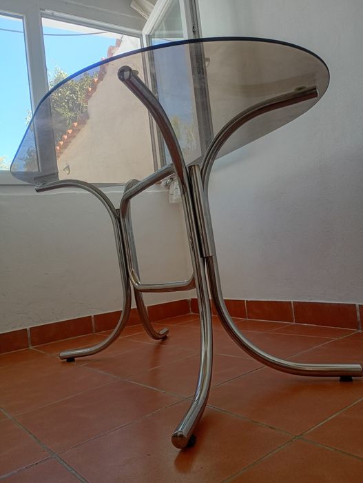 Mesa de vidro em bom estado
