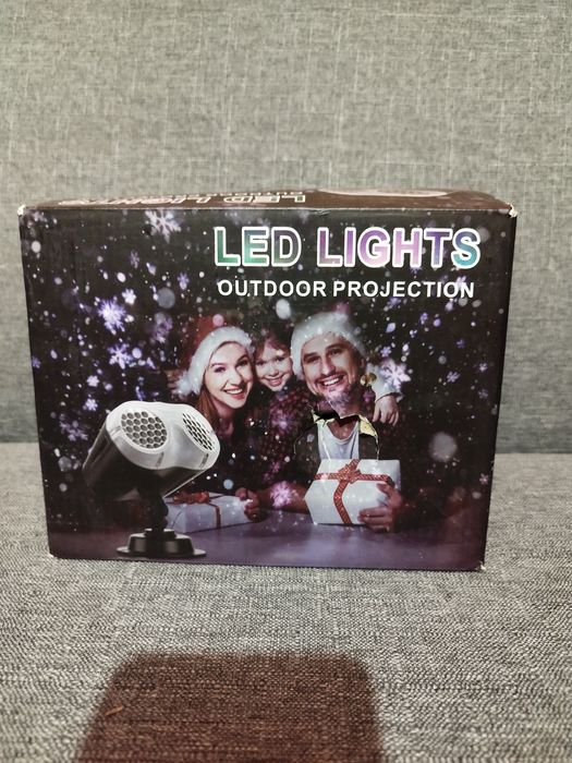 Projketor LED świąteczny na pilota płatki śniegu