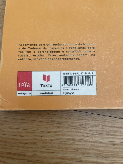 Manual e caderno de exercicios de Quimica 10° ano