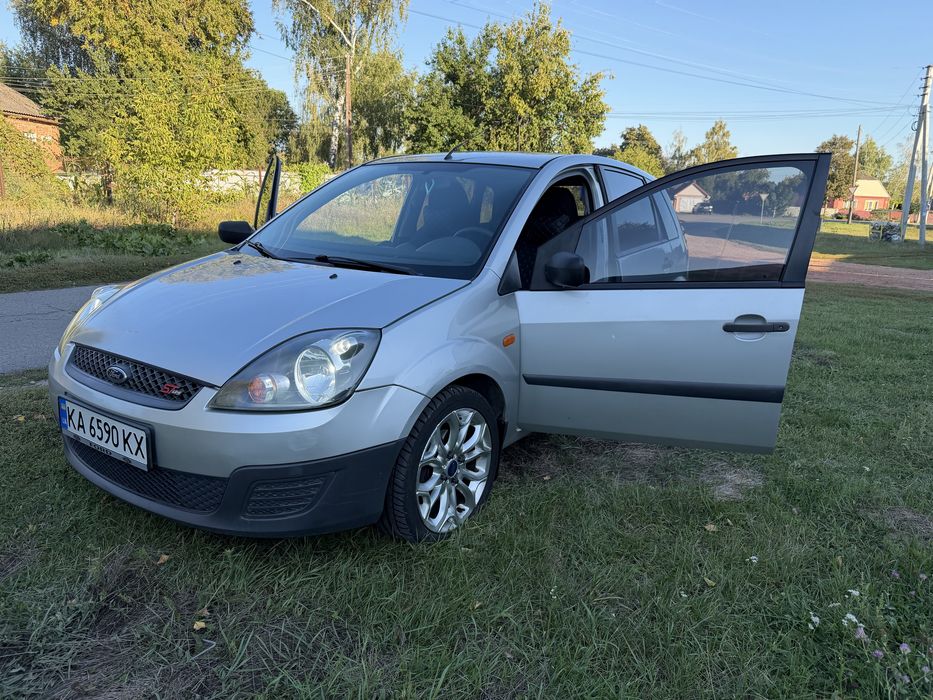 Продам Ford Fiesta