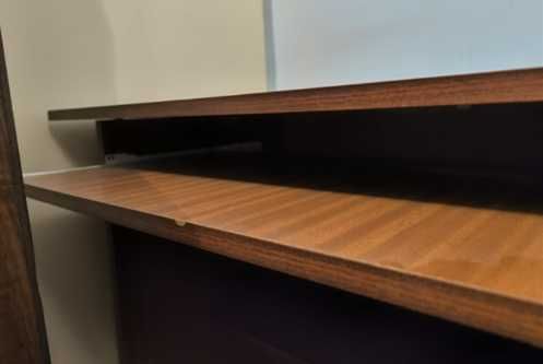 Secretária para quarto ou escritório