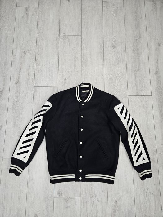 Off White kurtka bomberka