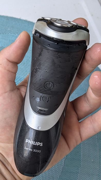 бритва Philips series 3000