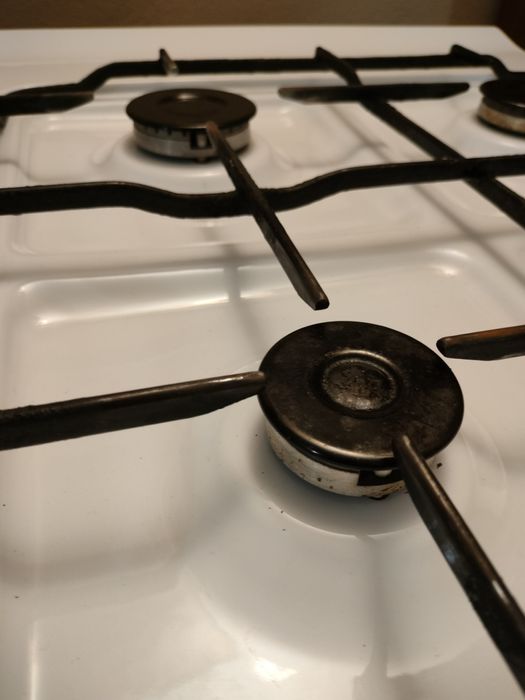 Sprzedam kuchenkę gazowo elektryczną