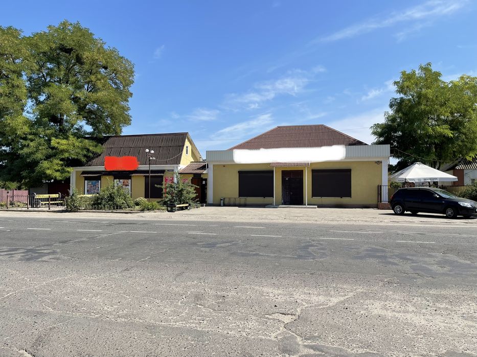 Продаж.Приміщення магазинів 200 кв.м + 60 кв.м