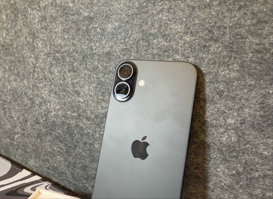 Iphone 16 Plus 128 gb