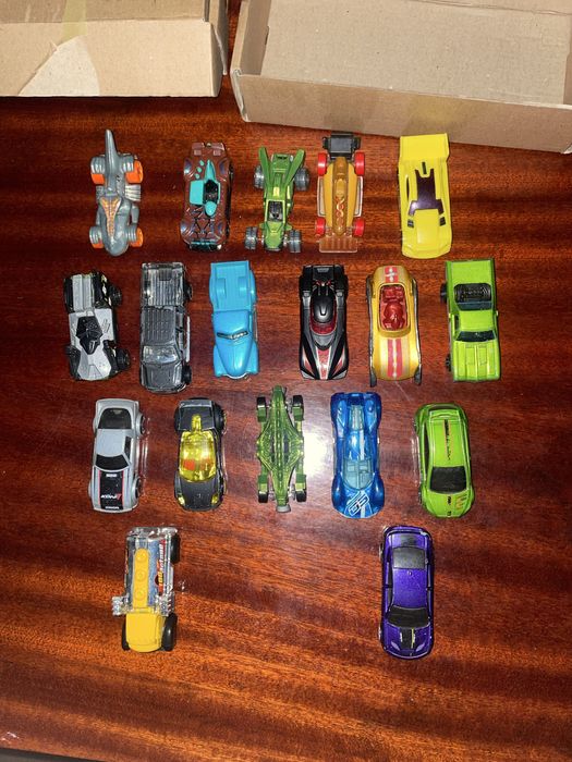 Hot Wheels машинки