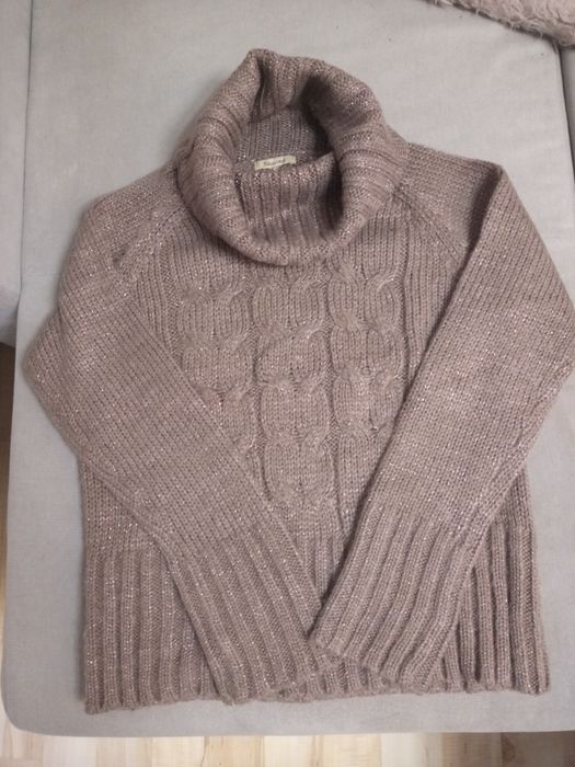 Damski sweter Reserved