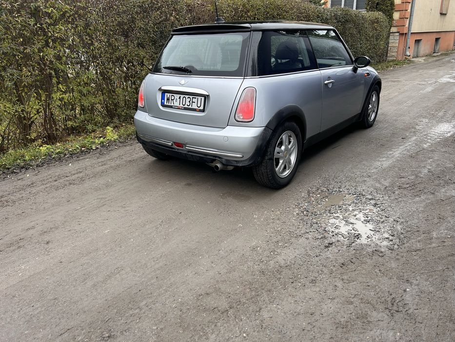 Mini R50 1.6 bezynyna manual 100% sprawny