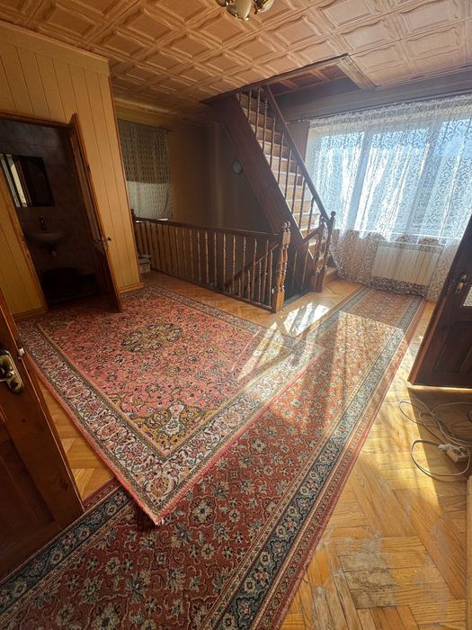 Продаж окремостоячого будинку в Перемишлянах.