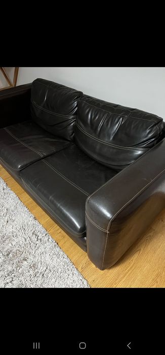 2 Sofás em pele impecável