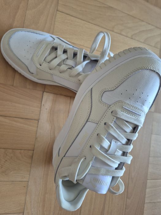 Białe Buty Puma r.38