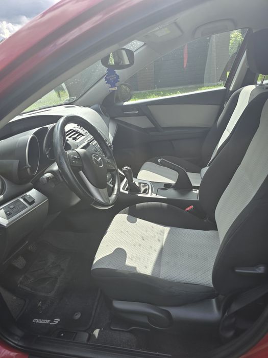 Mazda 3 2011 rok