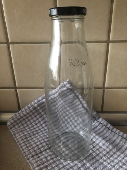 Butelki na soki i przetwory 6 sztuk