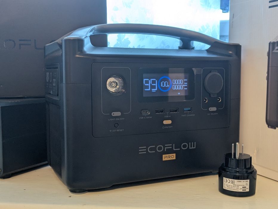 EcoFlow River PRO (720 Wh),Портативна зарядна станція + інверт