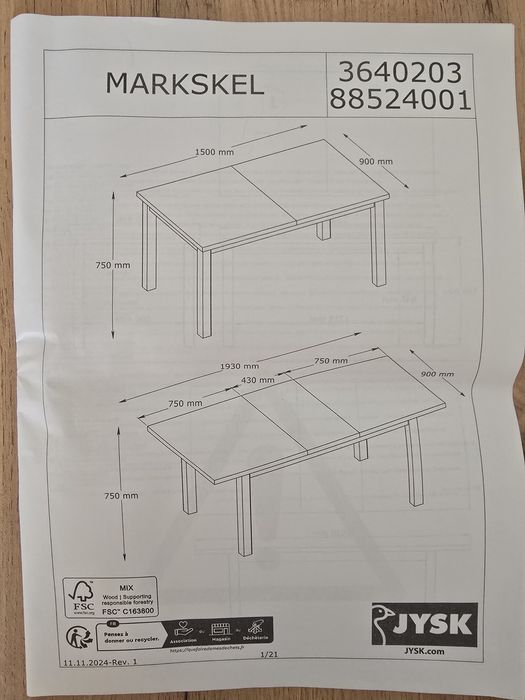 Mesa de Jantar Markskel + 4 cadeiras