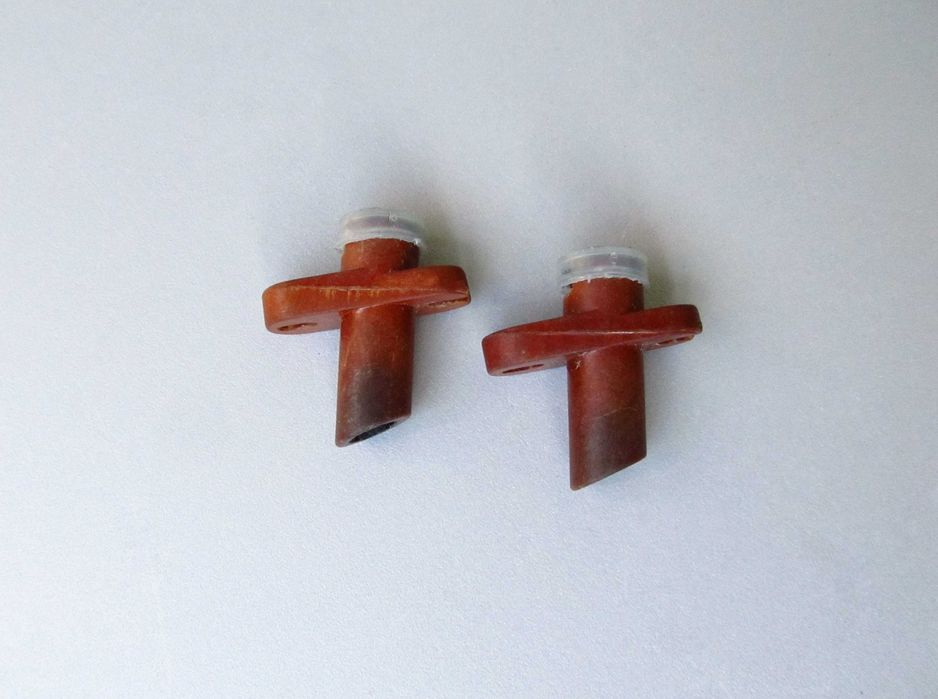 Щеткодержатели мотора старого пылесоса