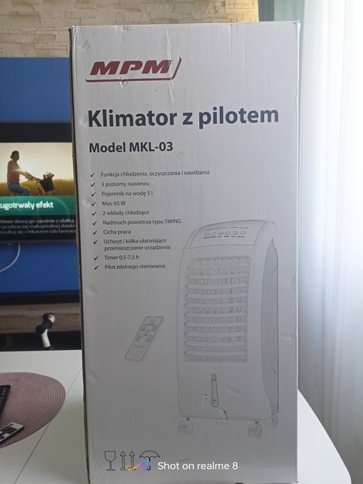 Klimator z pilotem/ nawilżacz powietrza