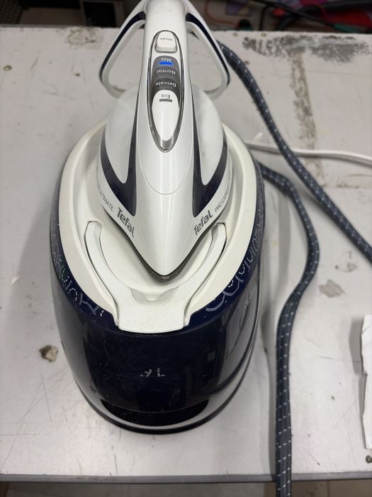 Праска з парогенератором Tefal Pro Express Ultimate Care GV 9580 (GV9580E0)