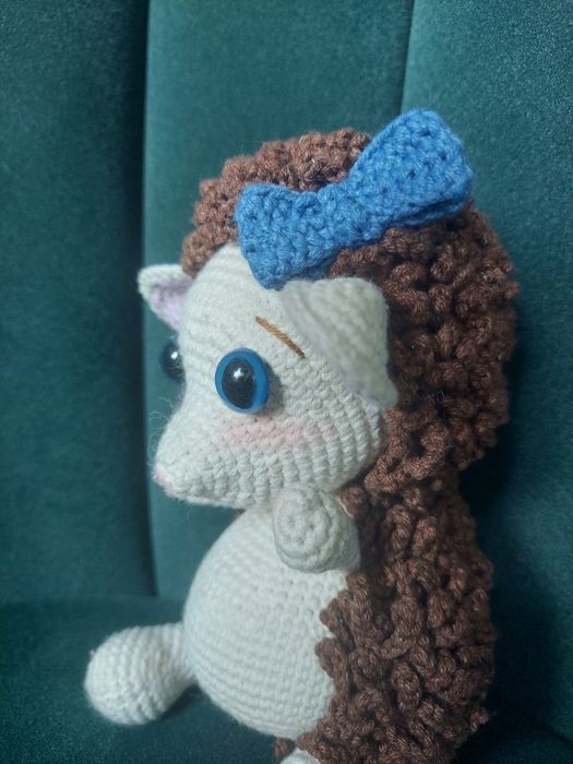 Pluszak jeż jeżyk szydełkowany