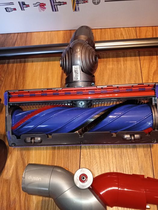 Dyson V12 absolute