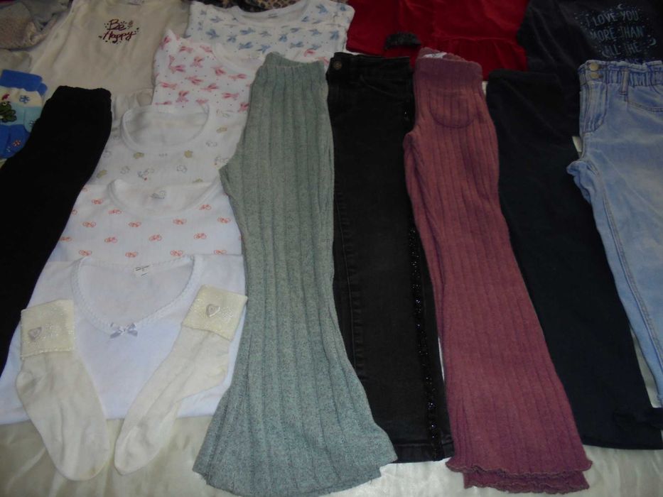 lote de roupa de menina o livro aprende a desenhar