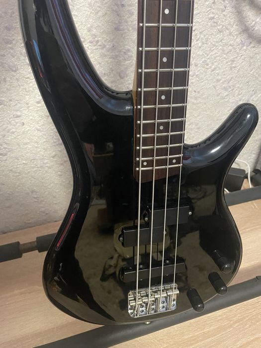 Продаю бас Ibanez SR400 Made in Japan