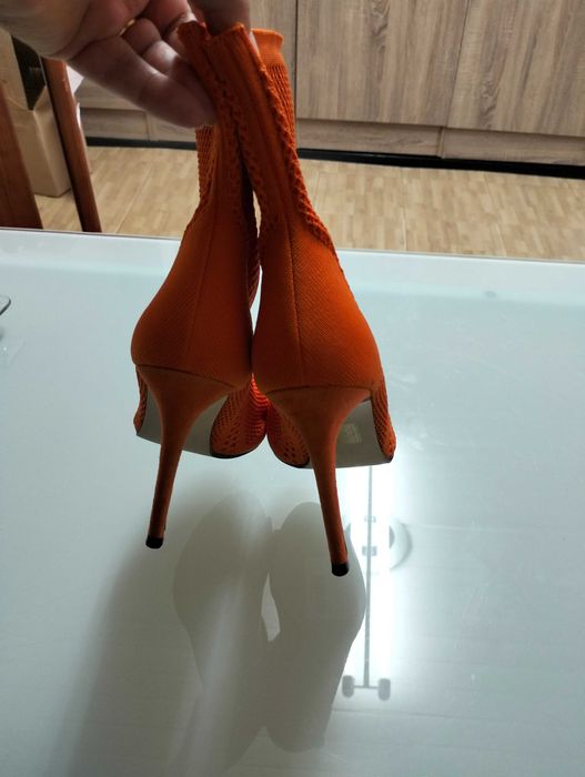 Sandálias bota novas num 37