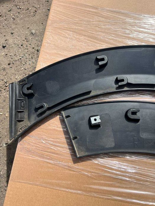 Задня накладка MINI з двух частин F55 кузов 51777318830+51777329032