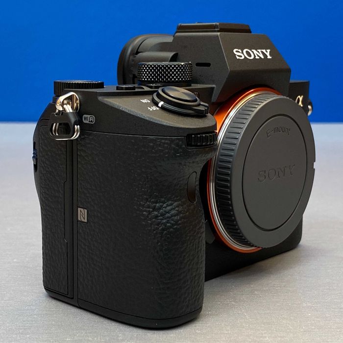 Sony Alpha A7 III (Corpo) - 24.2MP | 3 ANOS DE GARANTIA