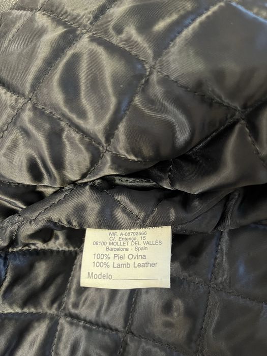 Шкіряне пальто .