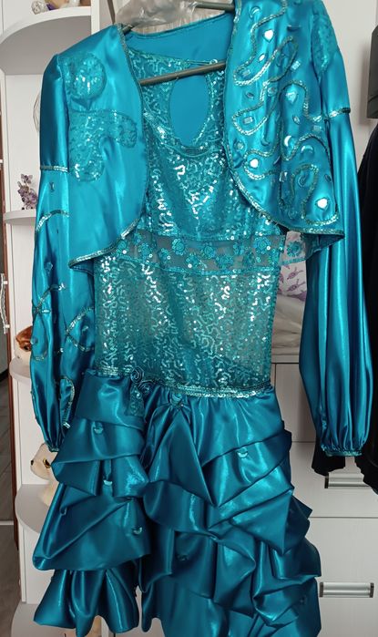 Сукня для виступів/ карнавальна/ урочиста