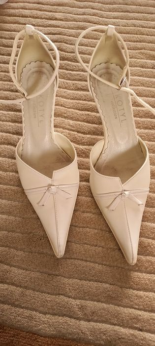 Buty ślubne firmy Kotyl. Rozmiar 37 cm