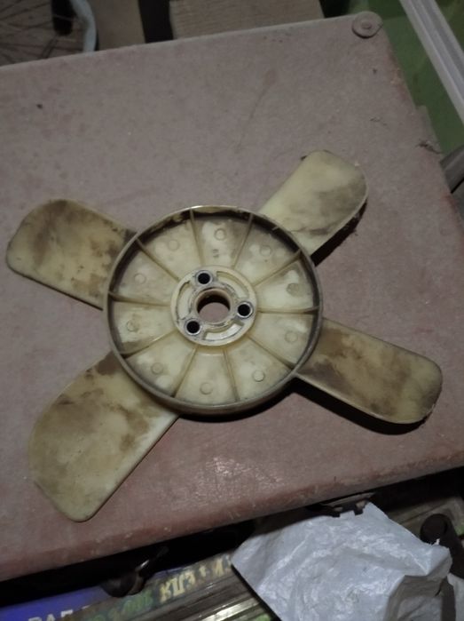 Продам вентилятор на ваз.