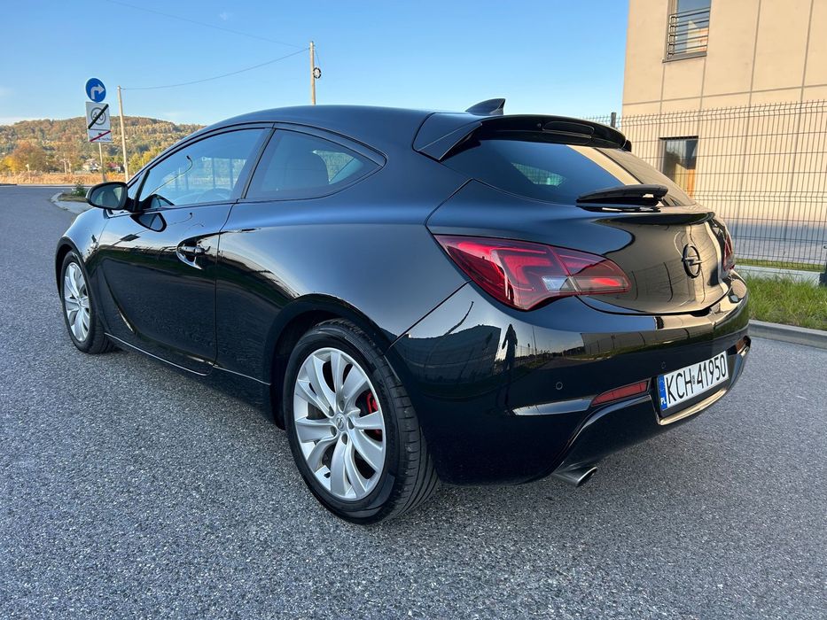 Opel Astra Gtc