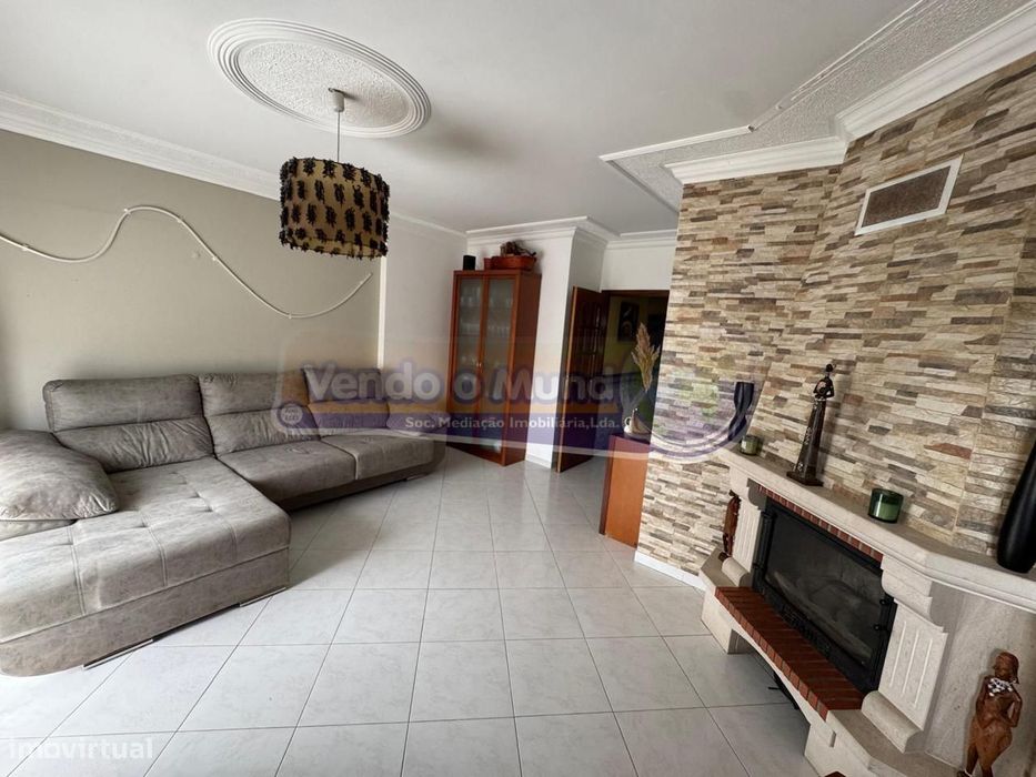 Apartamento T3 em Benavente (B702)