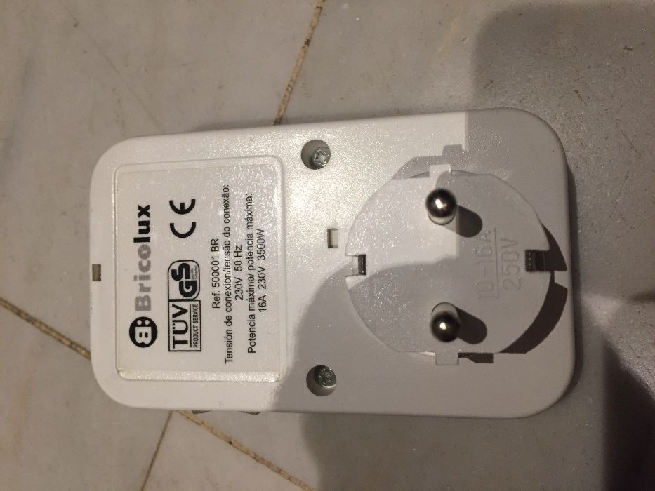 Power Socket Clock64751293286657121