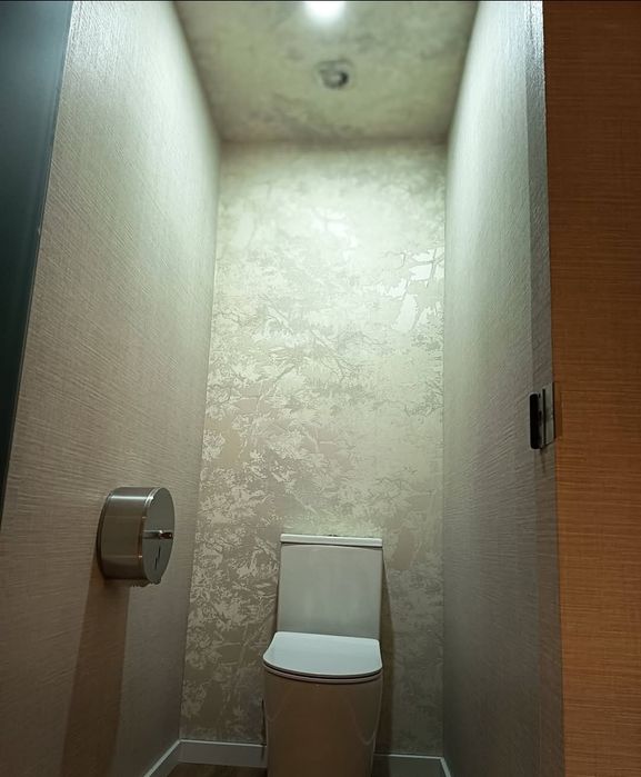 Colocador papel parede