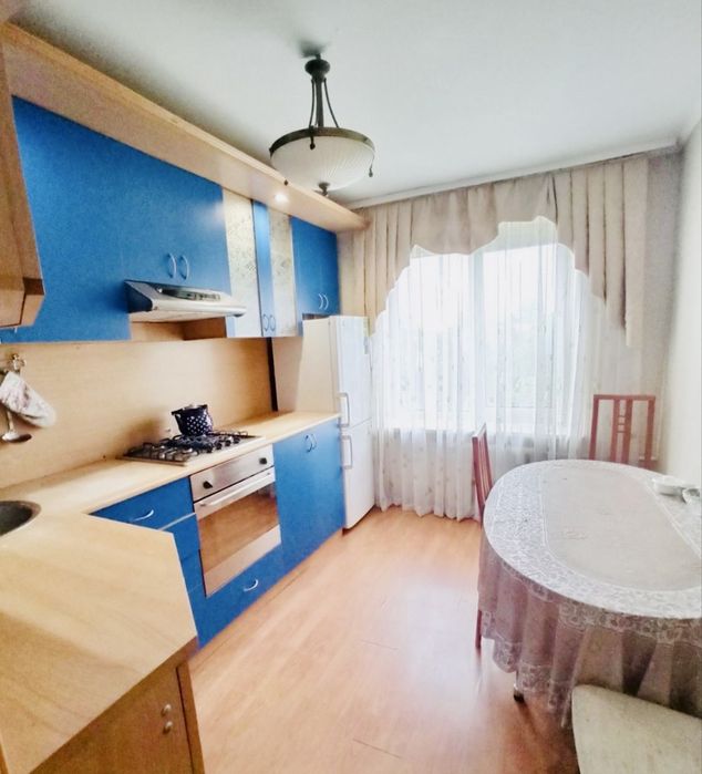 ДЕРЖПРОГРАМИ . Продаж 3-кв м. Бориспіль Центр міста 73 кв.м з МЕБЛЯМИ та ТЕХНІКОЮ