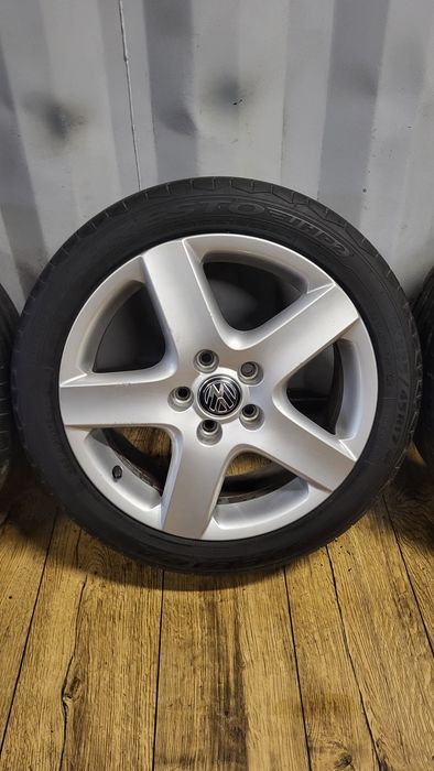 Felgi Koła Vw 17" 5x112 z oponami 225/45 R17 Golf 5 6 7 Caddy Touran
